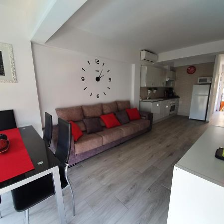 Apartamento Primera Linea De Playa Торемолинос Екстериор снимка