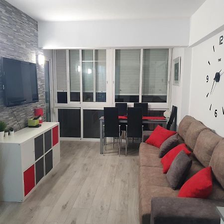 Apartamento Primera Linea De Playa Торемолинос Екстериор снимка