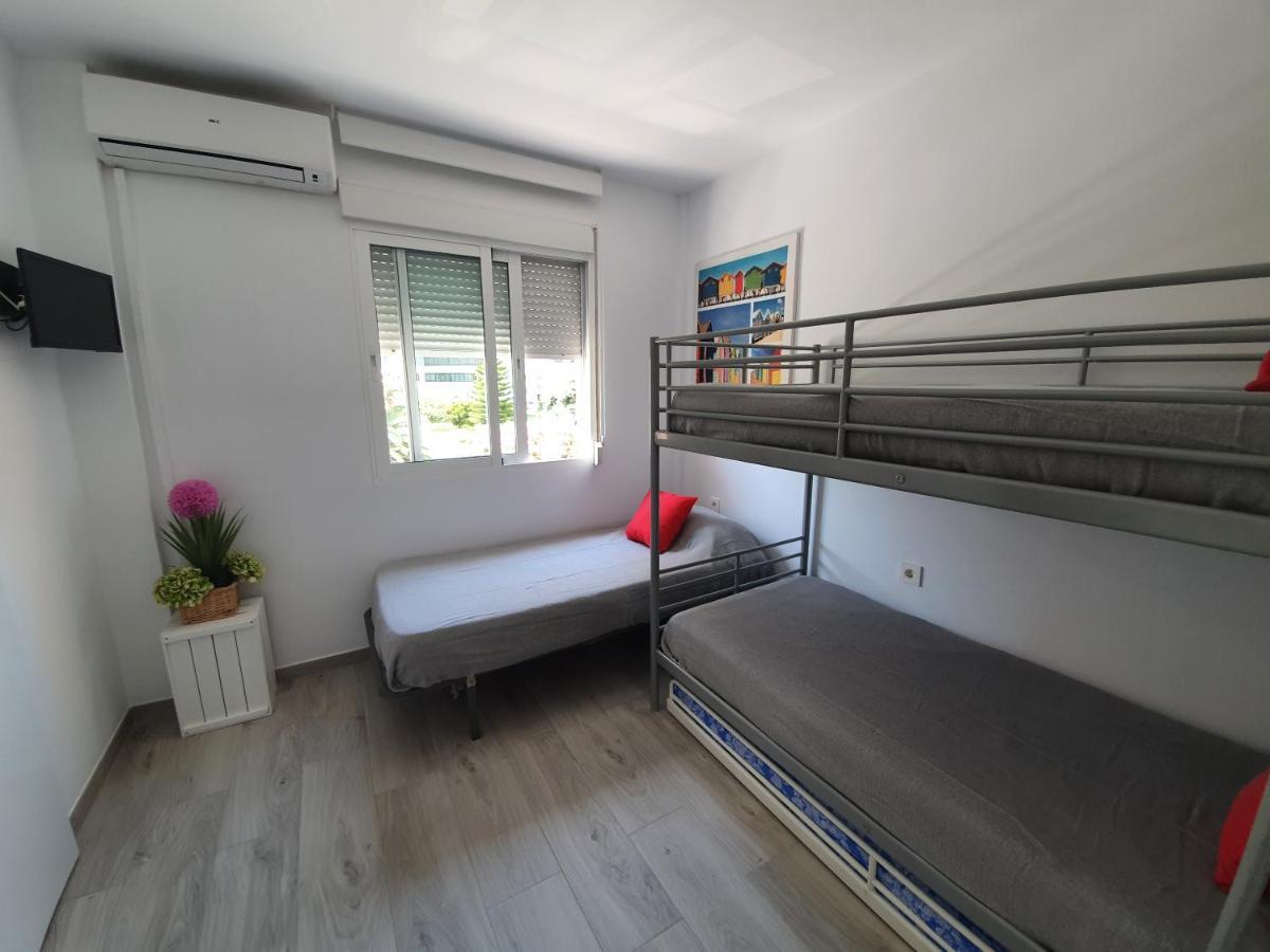 Apartamento Primera Linea De Playa Торемолинос Екстериор снимка