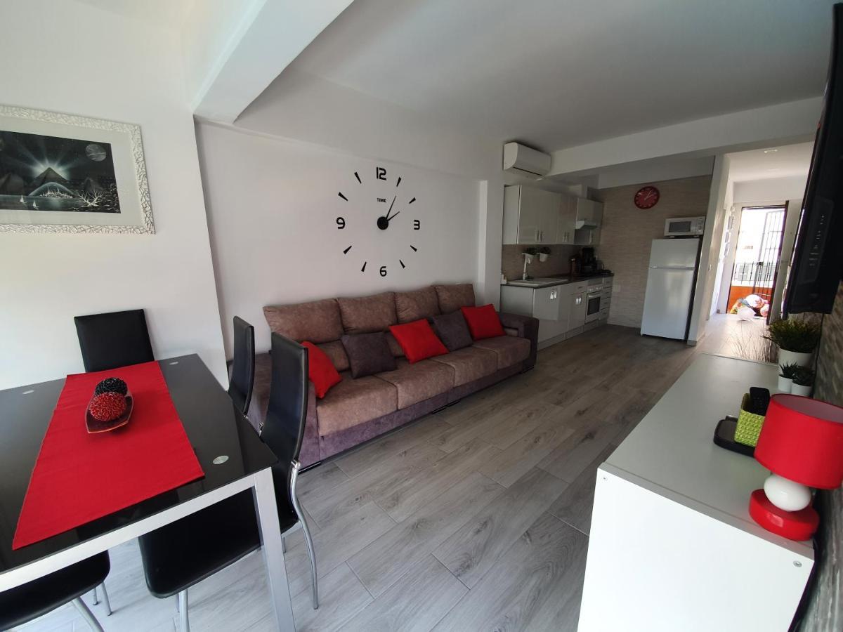 Apartamento Primera Linea De Playa Торемолинос Екстериор снимка